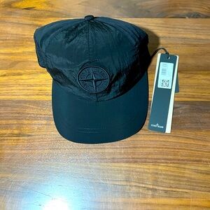 Stone Island Nylon Logo Cap Six Panel Hat Black Adjustable. Men’s size medium.